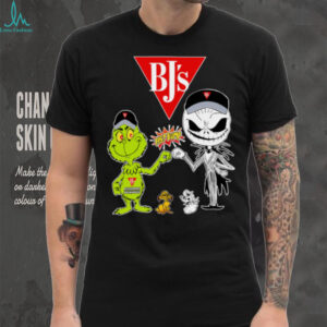 Official BJ’s Merch Grinch And Jack Skellington Fist Bump BJ’s Halloween Hoodie