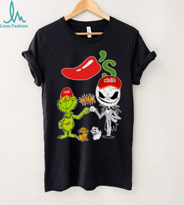 Official Chili’s Merch Grinch And Jack Skellington Fist Bump Chili’s Halloween Hoodie