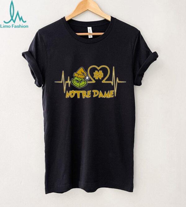 Official Notre Dame Fighting Irish x Grinch Santa Heartbeat Love Logo Merry Christmas Shirt