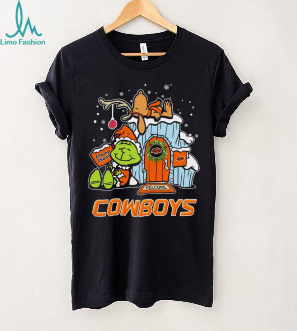Oklahoma State Cowboys Grinch and Snoopy Nuts Welcome Christmas T Shirt