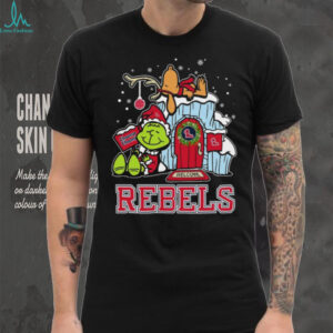 Ole Miss Rebels Grinch and Snoopy Nuts Welcome Christmas T Shirt