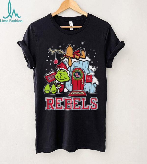 Ole Miss Rebels Grinch and Snoopy Nuts Welcome Christmas T Shirt