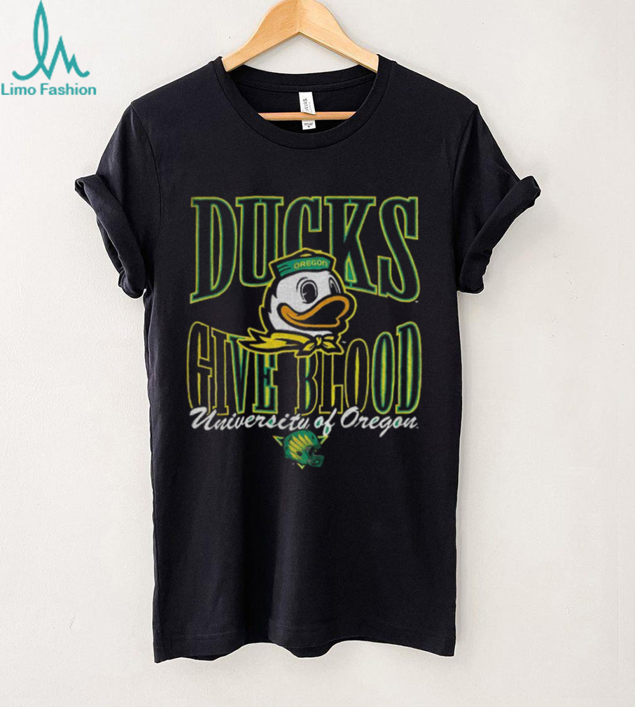 Oregon Ducks Ducks give blood university of Oregon shirt Oregon Ducks Ducks give blood university of Oregon shirt