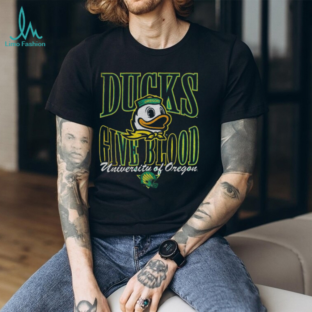 Oregon Ducks Ducks give blood university of Oregon shirt Oregon Ducks Ducks give blood university of Oregon shirt