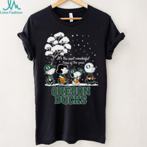 Peanuts Oregon Ducks Winter It's The Most Wonderful Time Of The Year T Shirt