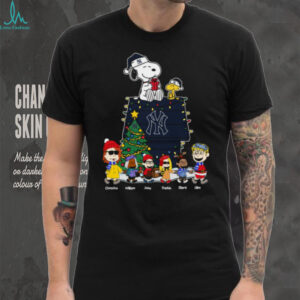 Personalized New York Yankees Christmas Shirt – Custom Peanuts Family Tee Gift For MLB Fans, Kids & Holiday Joy