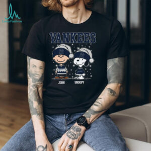 Personalized New York Yankees Christmas Tee, Snoopy Charlie Brown Holiday Shirt with Santa Hat, Funny MLB Fan Gift