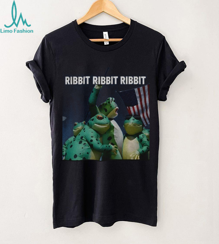 Portland frog ribbit ribbit ribbit resist American flag frog gift shirt Portland frog ribbit ribbit ribbit resist American flag frog gift shirt