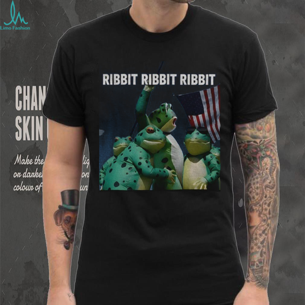 Portland frog ribbit ribbit ribbit resist American flag frog gift shirt Portland frog ribbit ribbit ribbit resist American flag frog gift shirt