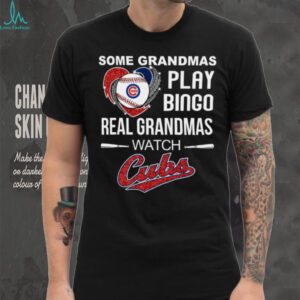 Real Grandmas Watch Chicago Cubs Baseball Diamond Heart Shirt