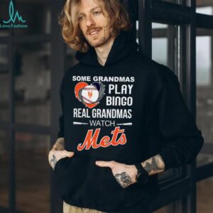 Real Grandmas Watch New York Mets Baseball Diamond Heart Shirt