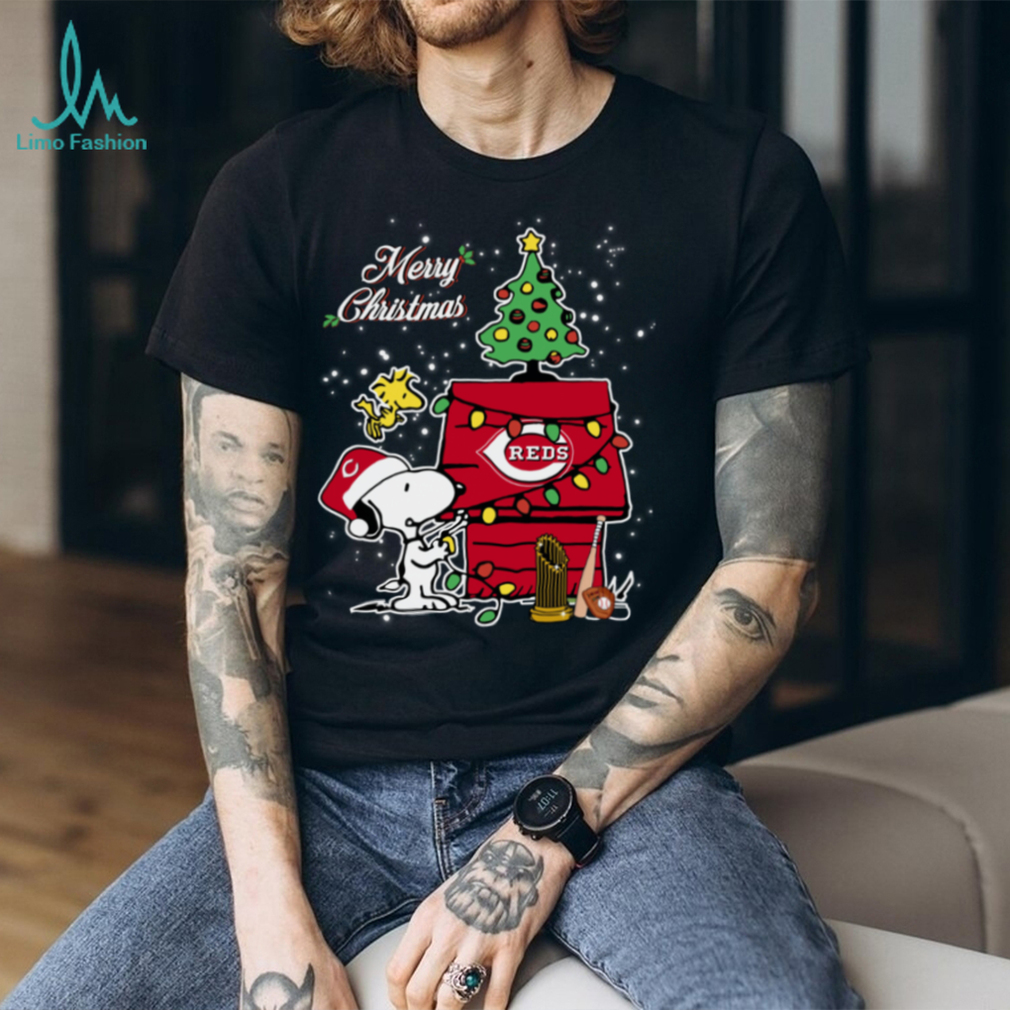Reds Shop Merry Christmas With Snoopy Baby Cincinnati Reds T Shirt Reds Shop Merry Christmas With Snoopy Baby Cincinnati Reds T Shirt