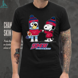 SMU Mustangs x Snoopy Bluey Christmas Football NCAA TShirt