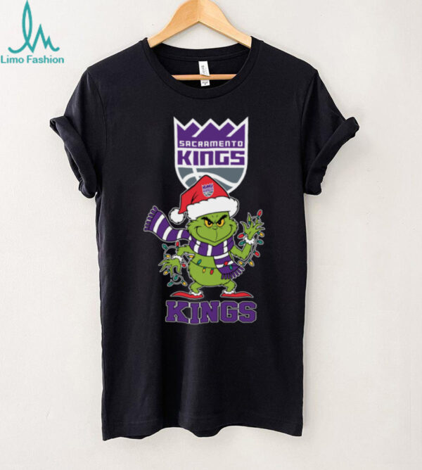 Sacramento Kings Christmas Grinch Santa Hat Holiday 2025 TShirt