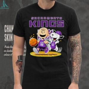 Sacramento Kings X Charlie Brown And Snoopy Playing Basketball Shirt