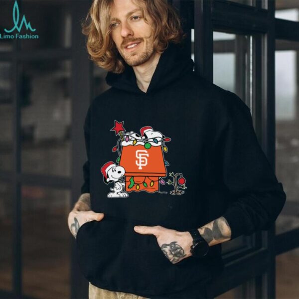 San Francisco Giants Christmas Snoopy Doghouse T Shirt