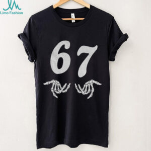 Six Seven 6 7 meme skeleton hand spooky season shirt