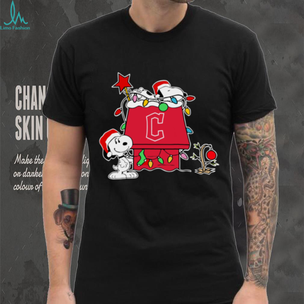Snoopy Cleveland Guardians Holiday Shirt Christmas 2025 Baseball Fan Tee