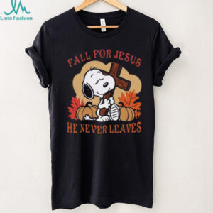 Snoopy Fall For Jesus He Never Leaves Christian Faith Autumn Pumpkin T Shirt
