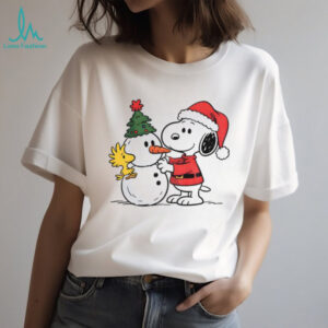 Snoopy Santa hat snowman Merry Christmas 2025 shirt