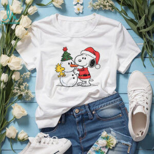 Snoopy Santa hat snowman Merry Christmas 2025 shirt