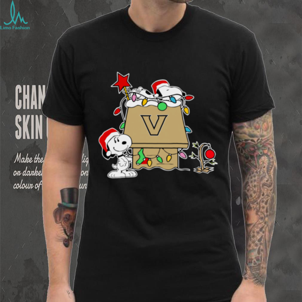 Snoopy Vanderbilt Commodores Christmas Shirt 2025 Holiday Football Gift Tee Snoopy Vanderbilt Commodores Christmas Shirt 2025 Holiday Football Gift Tee