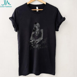 Tate McRae singer posing signature vintage shirt