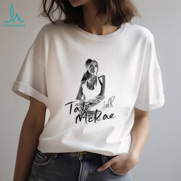 Tate McRae singer posing signature vintage shirt