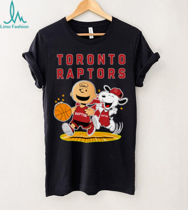 Toronto Raptors X Charlie Brown And Snoopy Playing Basketball Shirt