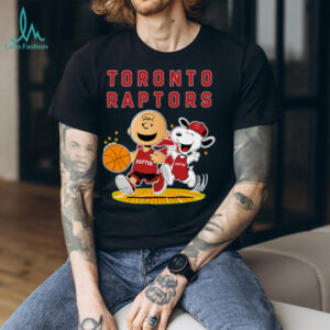 Toronto Raptors X Charlie Brown And Snoopy Playing Basketball Shirt