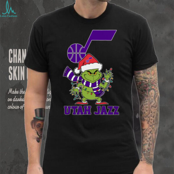 Utah Jazz Christmas Grinch Santa Hat Holiday 2025 TShirt