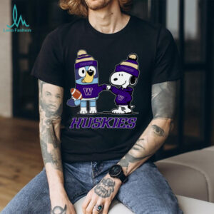 Washington Huskies x Snoopy Bluey Christmas Football NCAA TShirt