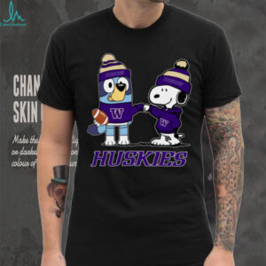 Washington Huskies x Snoopy Bluey Christmas Football NCAA TShirt