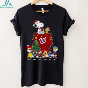 Washington Nationals Holiday Peanuts Shirt – Personalized Christmas Tee For MLB Fans & Baseball Family Gift
