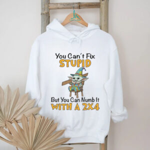 Baby Yoda you can’t fix stupid but I can numb it with a 2×4 Merry Christmas shirt