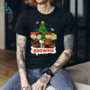 Browns Peanuts Snoopy and Friends Christmas T Shirt