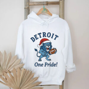 Detroit Lions Football Mascot Santa hat Detroit One Pride Merry Christmas shirt
