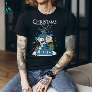 Detroit Lions Snoopy Begins With Christ And Friends Peanuts Christmas Shirt