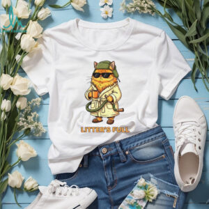 Funny cat wearing glass Litter’s Full Merry Christmas shirt