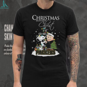 Green Bay Packers Snoopy Begins With Christ And Friends Peanuts Christmas Shirt