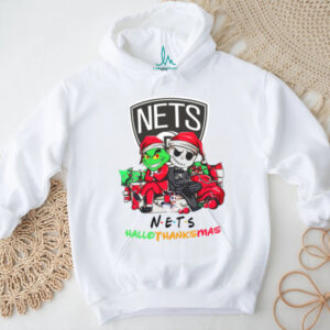 Grinch And Jack Brooklyn Nets Friends HalloThanksMas T Shirt