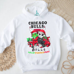 Grinch And Jack Chicago Bulls Friends HalloThanksMas T Shirt