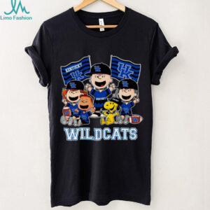 Kentucky Wildcats Shop Snoopy Charlie Brown And Friends Wildcats Flags T Shirt
