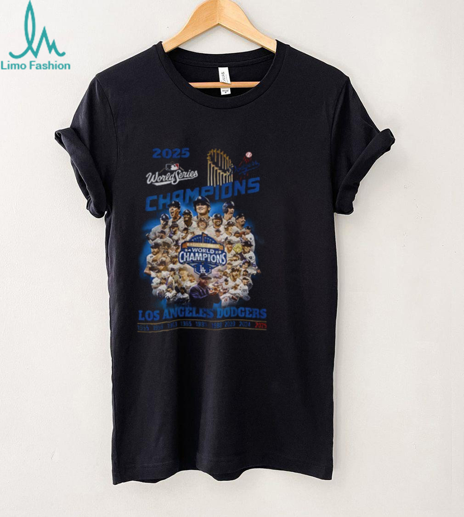 Los Angeles Dodgers Trophy Back 2 Back 2025 World Series Champions MLB poster shirt Los Angeles Dodgers Trophy Back 2 Back 2025 World Series Champions MLB poster shirt