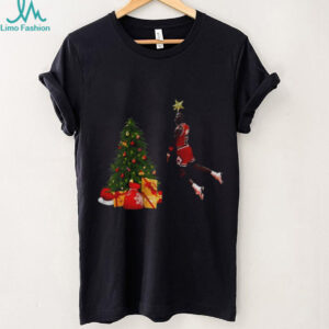 Michael Jordan Putting The Star On The Tree Basketball Christmas shirt