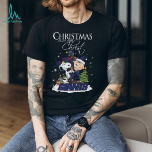 New York Giants Snoopy Begins With Christ And Friends Peanuts Christmas Shirt