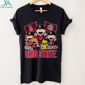 Ohio State Buckeyes Shop Snoopy Charlie Brown And Friends Buckeyes Flags T Shirt