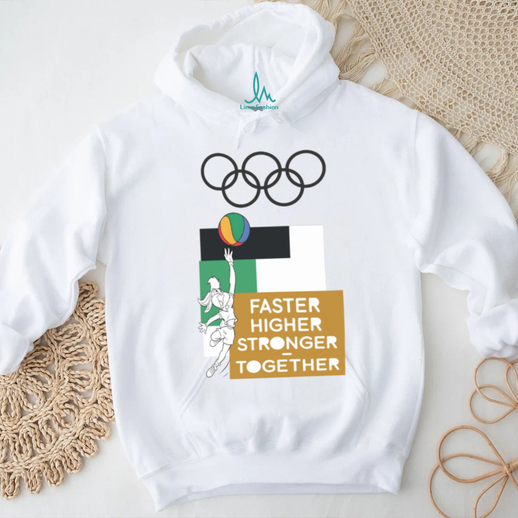 Olympics Shop The Olympic Collection x Looney Tunes Lola Court Retro Poster Graphic Tee Olympics Shop The Olympic Collection x Looney Tunes Lola Court Retro Poster Graphic Tee