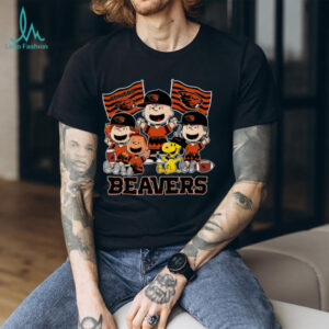 Oregon State Beavers Shop Snoopy Charlie Brown And Friends Beavers Flags T Shirt