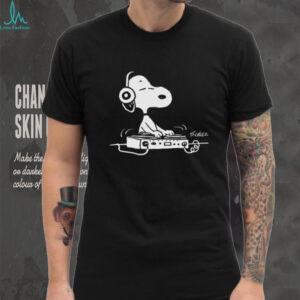 Peanuts Stereo Snoopy DJ T shirt